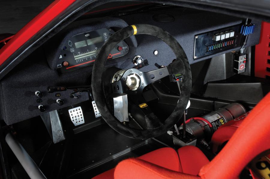  Ferrari F40 LM 1990 года  (фото 7 из 19)
